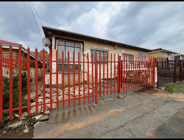 5 BEDROOM HOUSE FOR SALE IN ROSETTENVILLE